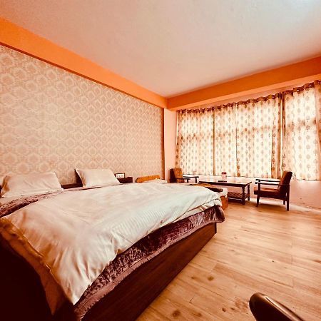 Hotel D Kanchan Manali Zewnętrze zdjęcie