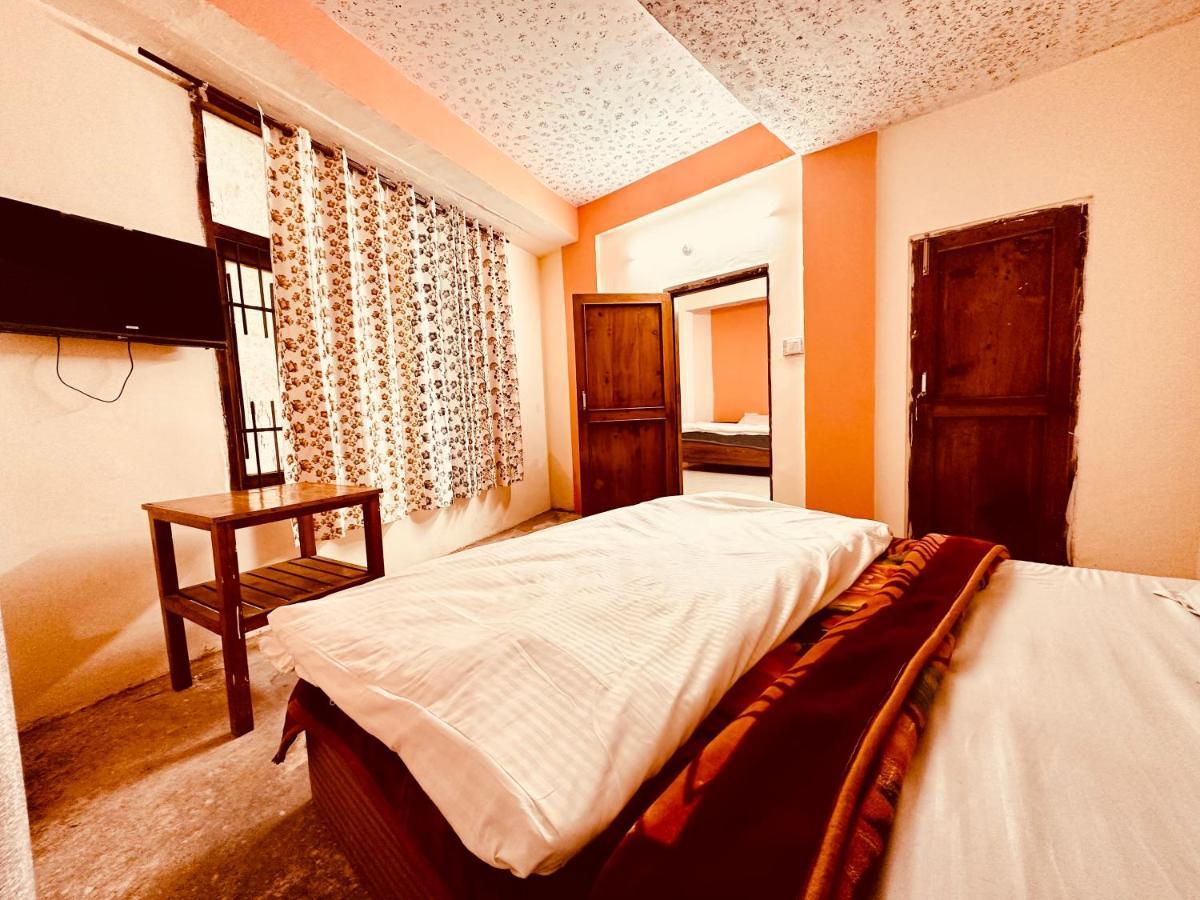 Hotel D Kanchan Manali Zewnętrze zdjęcie