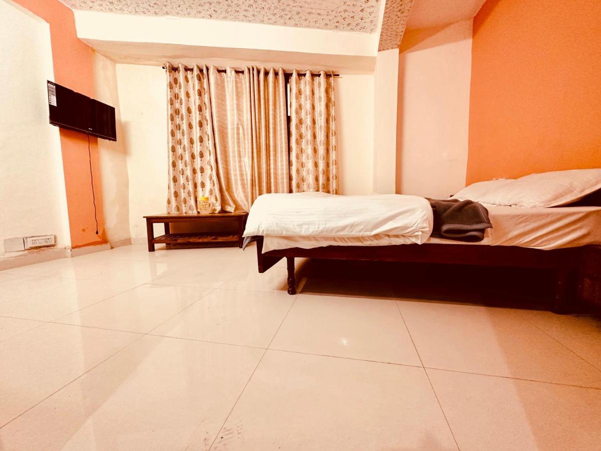 Hotel D Kanchan Manali Zewnętrze zdjęcie