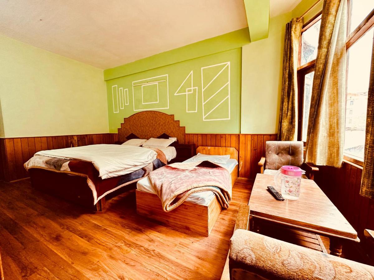 Hotel D Kanchan Manali Zewnętrze zdjęcie