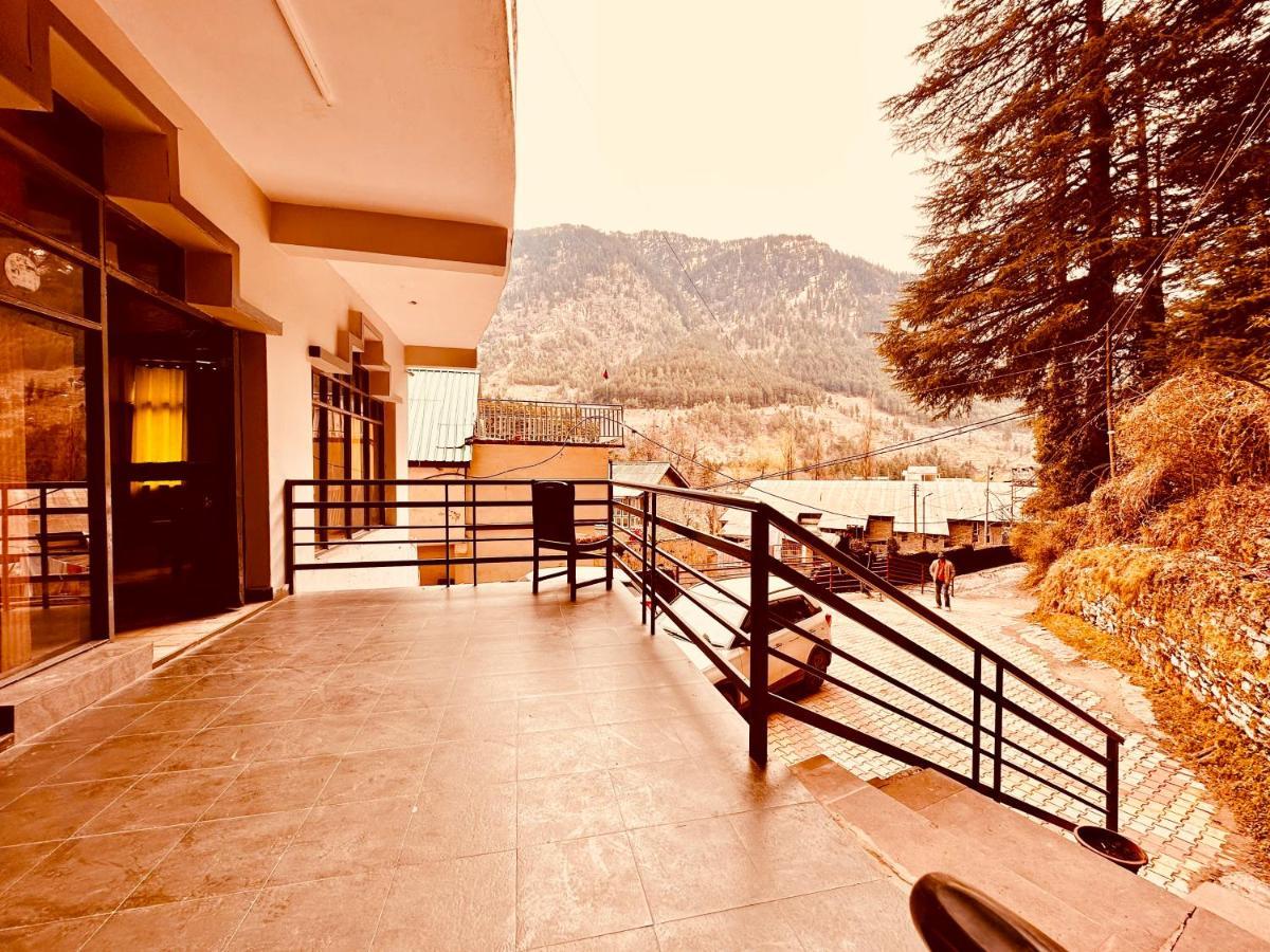 Hotel D Kanchan Manali Zewnętrze zdjęcie